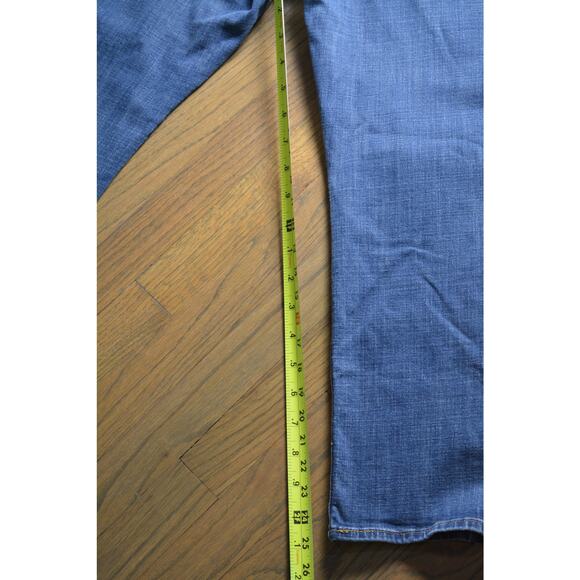 Levi's Classic Straight Leg Dark Wash Jeans - Size 16S - Picture 6 of 6